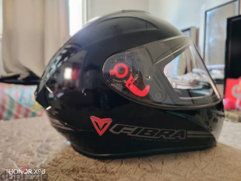 Nzi Helmet خوذه 2