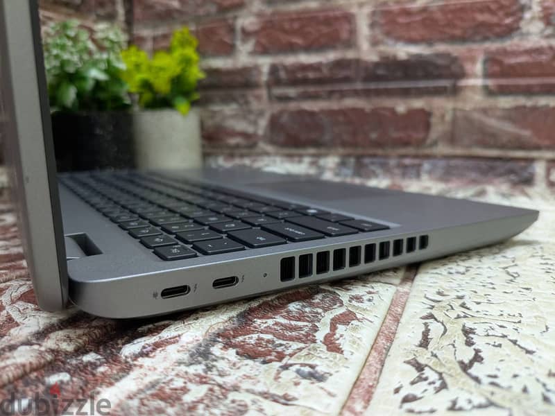 Dell Precision 3581 3