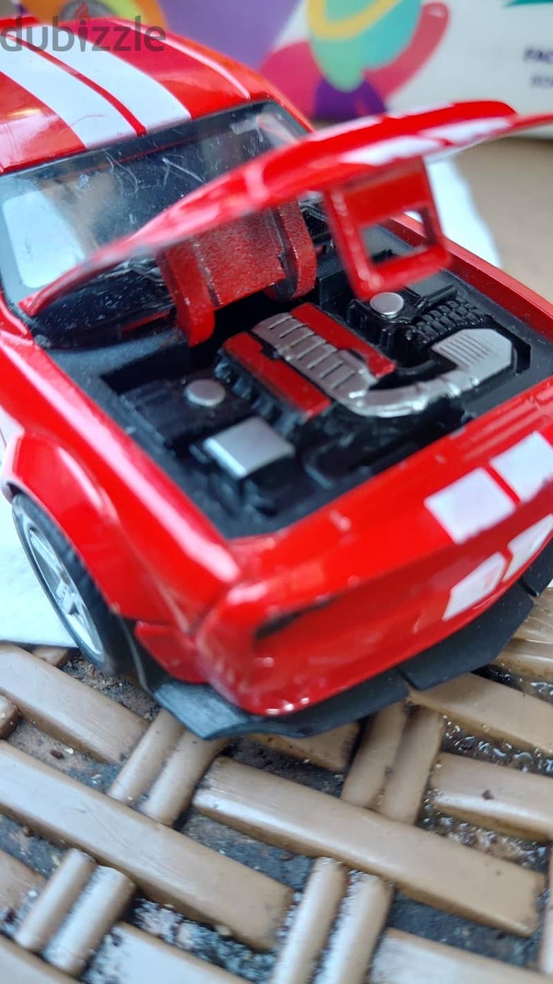 Dodg-e Challenger SRT Toy Car 1:32 Scale Model. . . 5