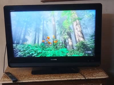 شاشة سونى lcd 32 بالهرم