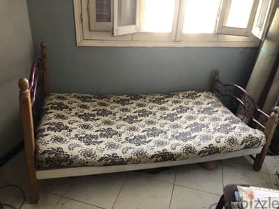 سرير اطفال