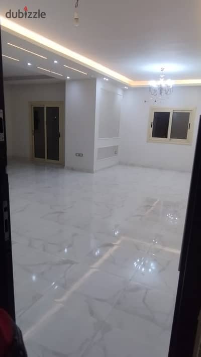  **Apartment for Rent | Al Narges - Fifth Settlement - New Cairo**   **Prime Location** on the main Gamal Abdel Nasser Street   **Area:** 220 sq