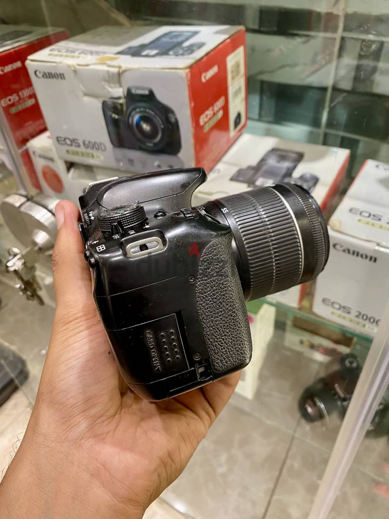 Canon 700D 1