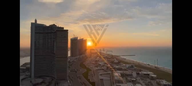 فرصة استثمار شقة دبل فيو لاجون وبحر بالمطبخ والفرش في نورث ايدج تاورز