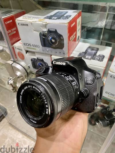 Canon 700D
