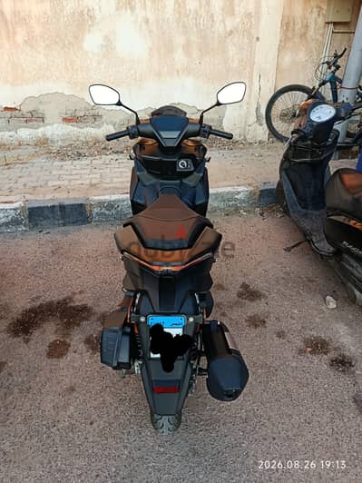 qj ax200