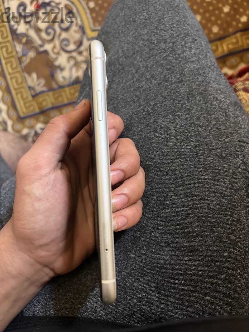 آبل - آيفون 11 1