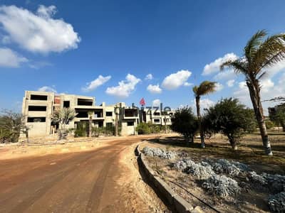 بمقدم 5% امتلك شقة 136 متر متشطبة بالكامل فى كومباوند رواية فى قلب الشيخ زايد على شارع النزهه مباشرة امام كومبوند الربوه و قريب من نادى الاهلى