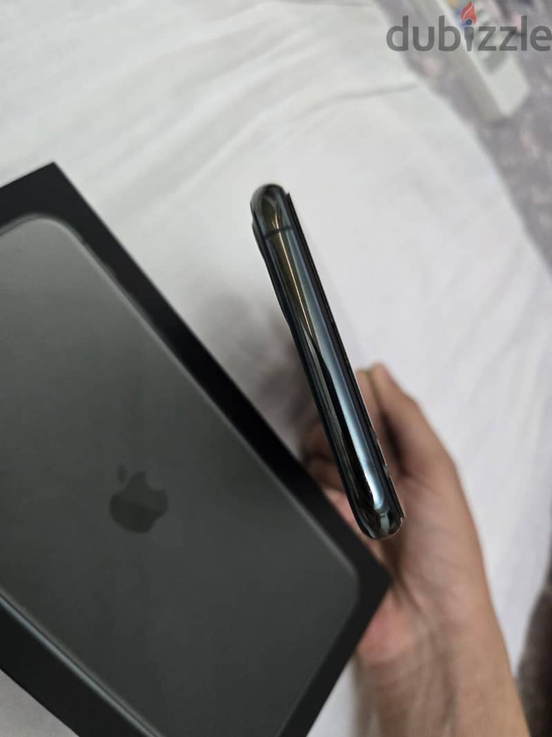Apple - iPhone 11 Pro Max 1