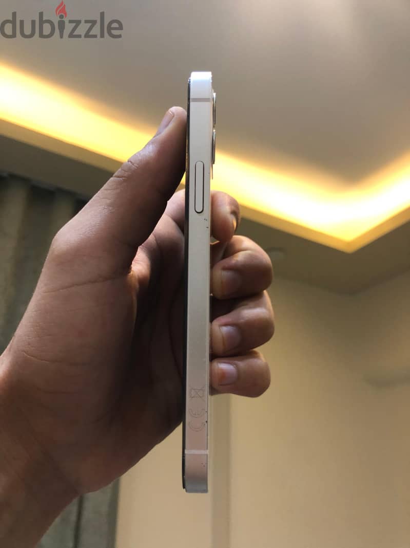 ايفون 12 3