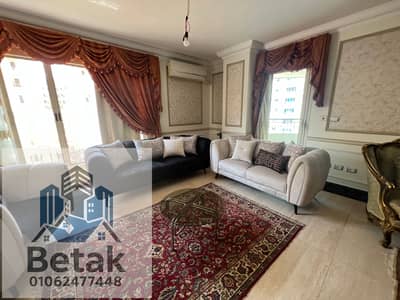 شقة للإيجار مفروش فاخر 265م كومبوند انطونيادس سيتى سموحة