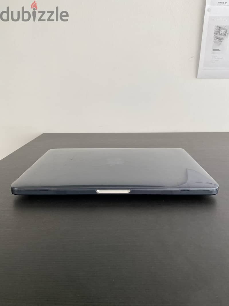 Macbook Pro 13” (Early 2015) 4