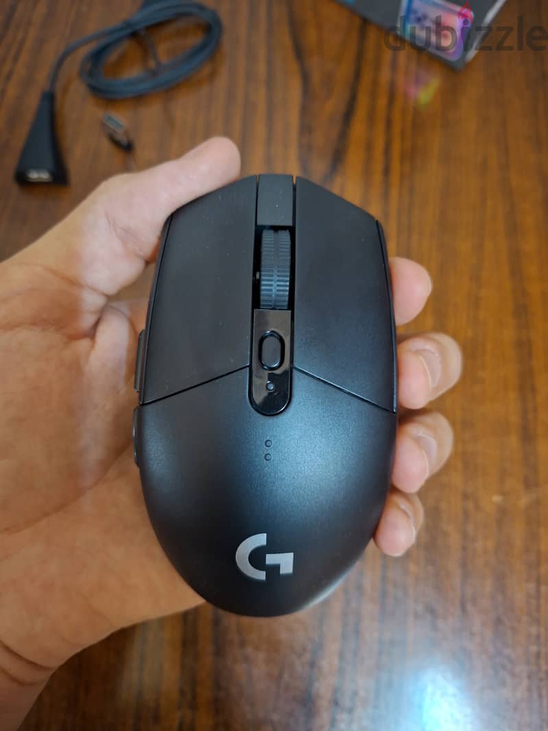 Logitech G305 [Used for 2 days only] 3