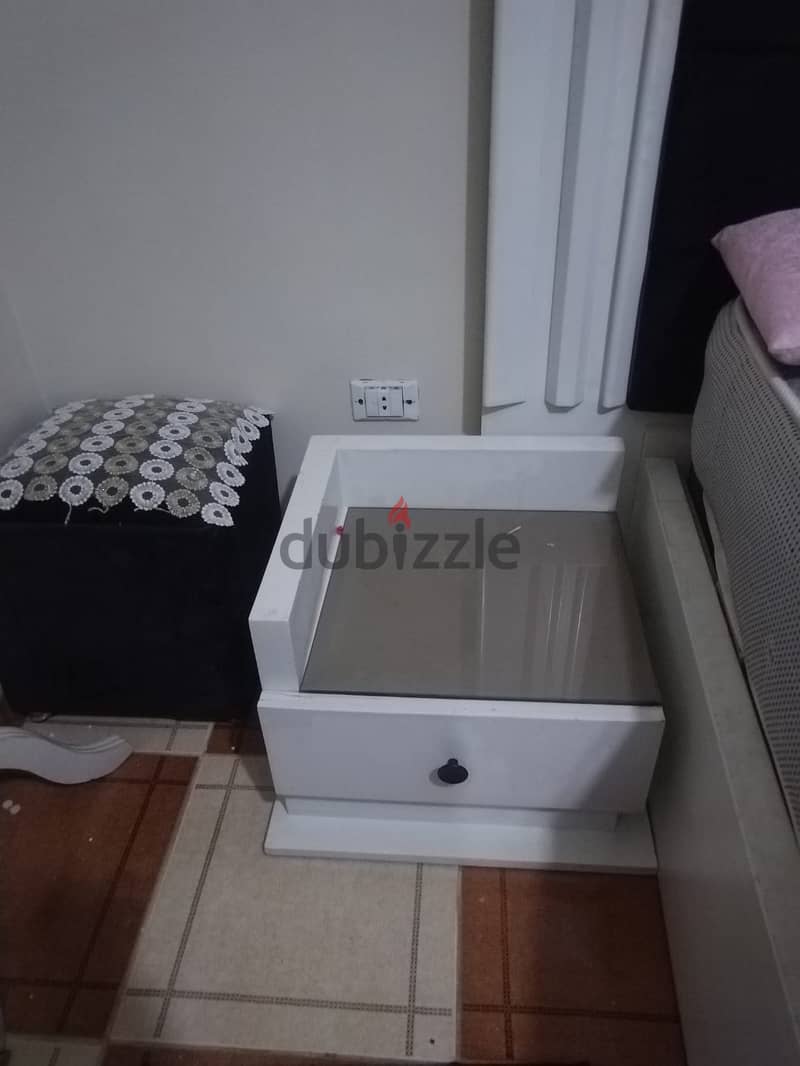 غرفة نوم مودرن ابيض 2