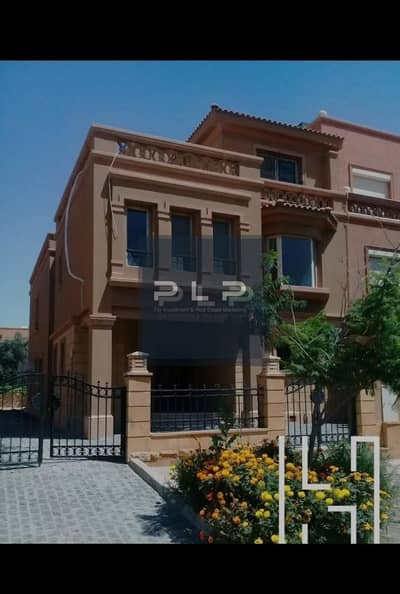 فيلا توين هاوس بسعر لقطه جاهز للسكن لوكيشن مميز للبيع في كمبوند بيلاجيو - التجمع
