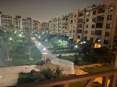شقة ايجار فى مدينة الرحاب فيو وايد جاردن موقع مميز بالقرب من بوابة 19