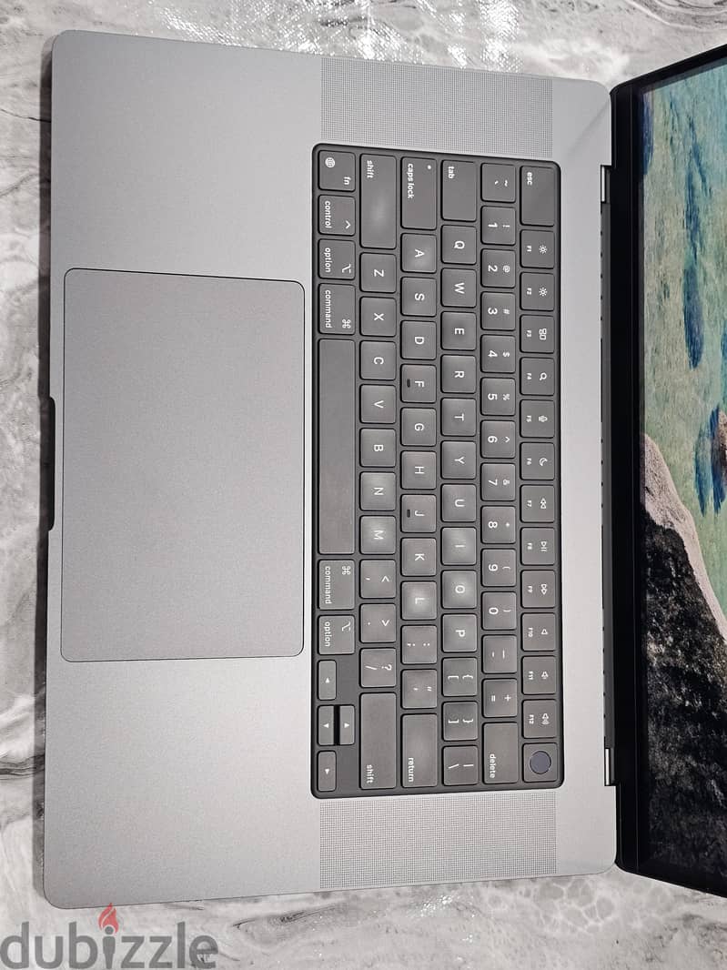 MacBook Pro M3 Max 16inch 1