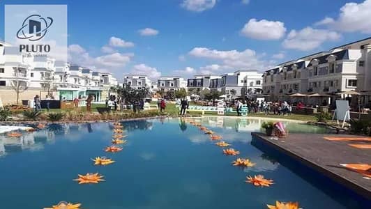 للبيع تاون هاوس 205م ميدل تشيل اوت بارك اكتوبر بسعر مميز جدا Lake side