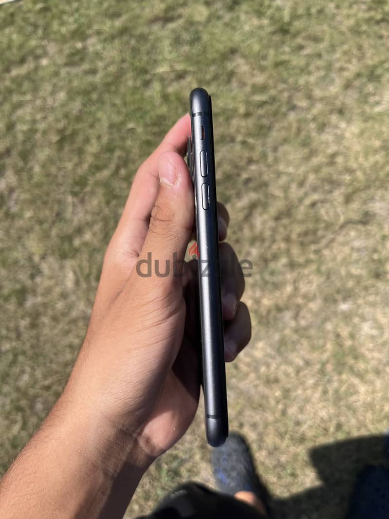 Apple - iPhone 11 3