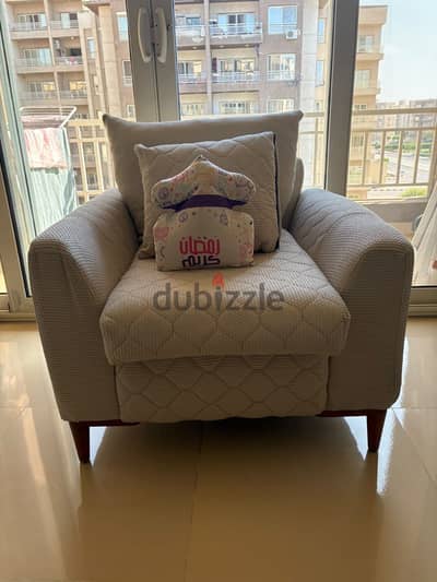 طقم سفرة كامل حالة ممتازة