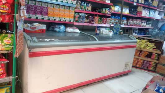 فريزر إتش تي ألماني 2متر حاله ممتازه جدا