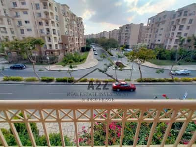 لقطة للبيع فى مدينتى البى 3 تشطيب شركة طلعت مصطفى استلام فورى 107 متر موقع مميز جدا بالقرب من الخدمات فيو شارع غير مجروحة