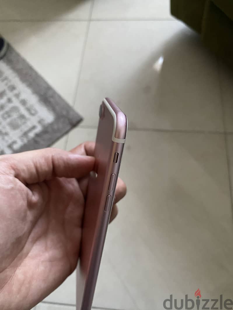 Apple - iPhone 7 Plus 3