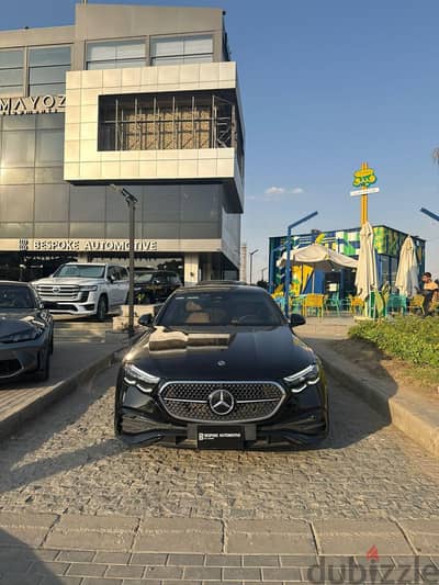 Mercedes-Benz E200 AMG 2024 16,000 KM