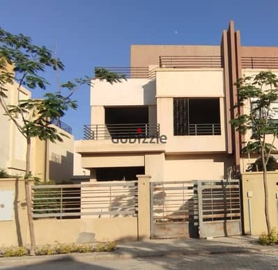 Twin for sale in Alma Compound in Best location in Zayed front of Capital Business and American Plaza