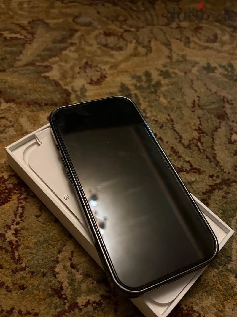 Apple - iPhone 16 Pro 3