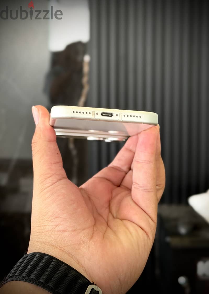Apple - iPhone 17 Pro Max 4