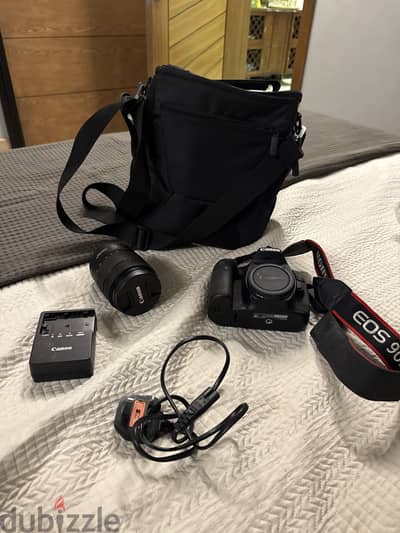 Canon EOS 90D