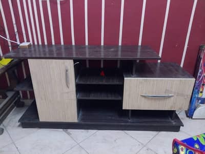 وحدة اثاث طاولة تلفاز من قبانى