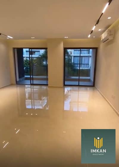 Apartment for sale with a 64% discount, 580,000 EGP down payment, and the rest payable over 15 years. The apartment is fully finished in the Talala Co