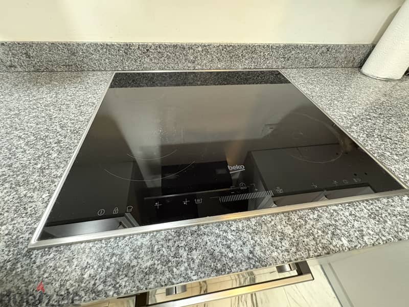 مسطح بلت إن كهرباء بيكو Beko زجاج سيراميك بحالة ممتازة | Built-in Hob