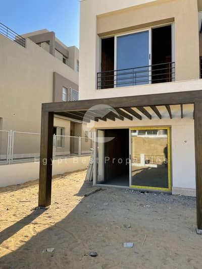 LOWEST PRICE Resale Ready to Move Twin Villa 384m for sale in Palm Hills New Cairo 5th Settlamant