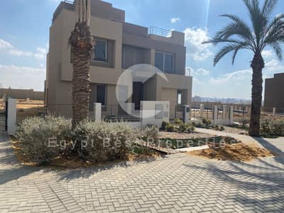 LOWEST PRICE Resale Delivered Villa Type M 295m for Sale in Palm Hills New Cairo 5th Settlement