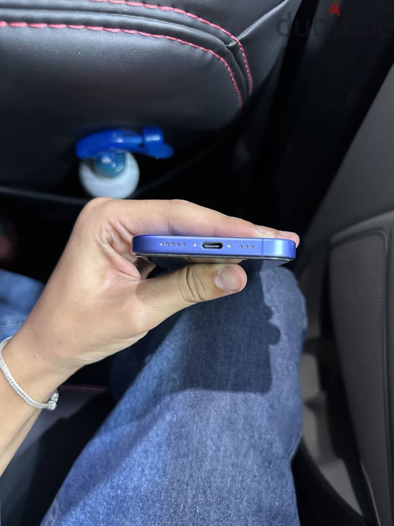 آبل - آيفون 16 3
