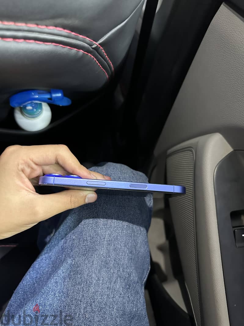 آبل - آيفون 16 5