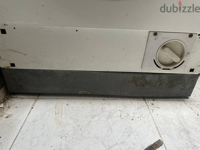 Zanussi washing machine 1