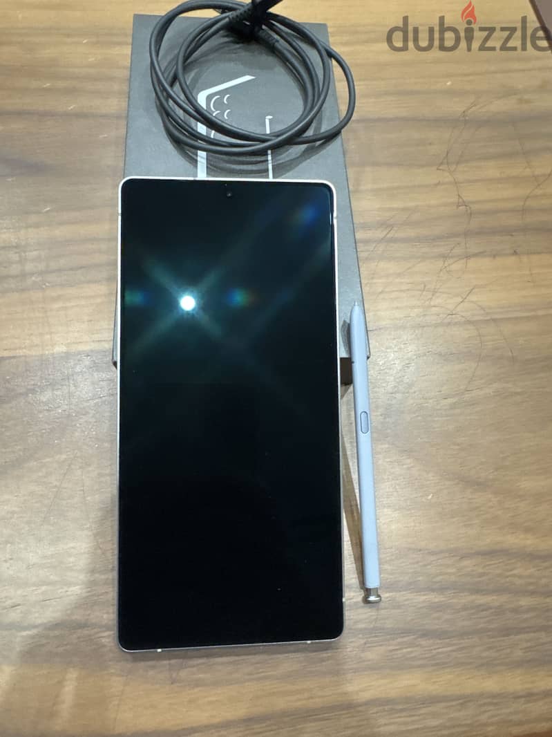 Samsung S25 Ultra 4