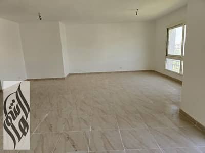 Distinctive Apartment for Sale in Madinaty – B12, 200 sq m