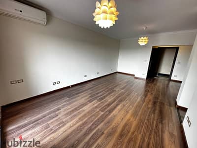 للايجار – شقة في كورت يارد بيفرلي هيلز سوديك، الشيخ زايد Apartment For Rent Compound Westown SODIC Beverly Hills El Sheikh Zayed