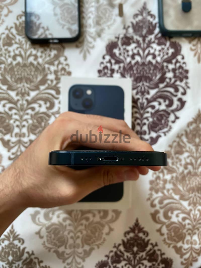 Apple - iPhone 13 5