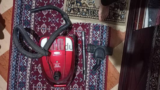 مكنسه كهربائيه باناسونيك