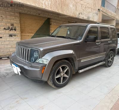جيب شيروكى 2013