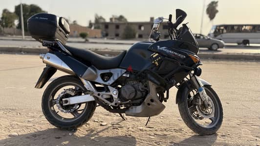  Honda Varadero T2 2005 CBS