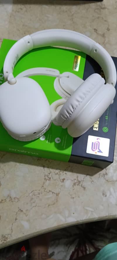 Head phone