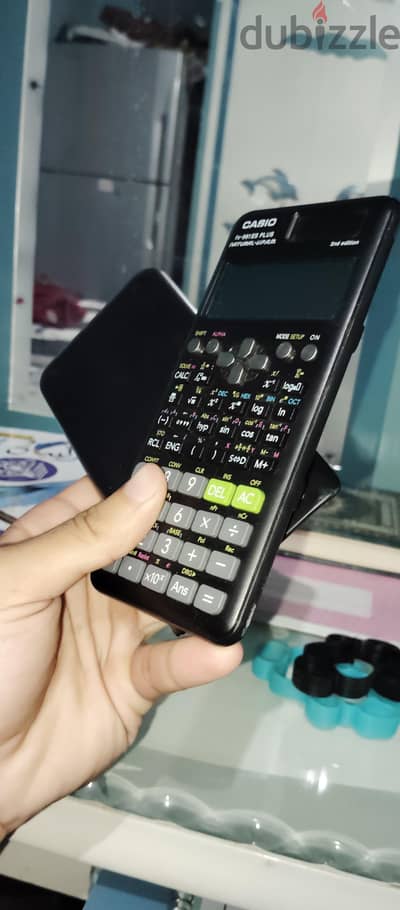 Casio fx-991ES Plus 2nd Edition أصلية بحالة الزيرو - تسليم فوري