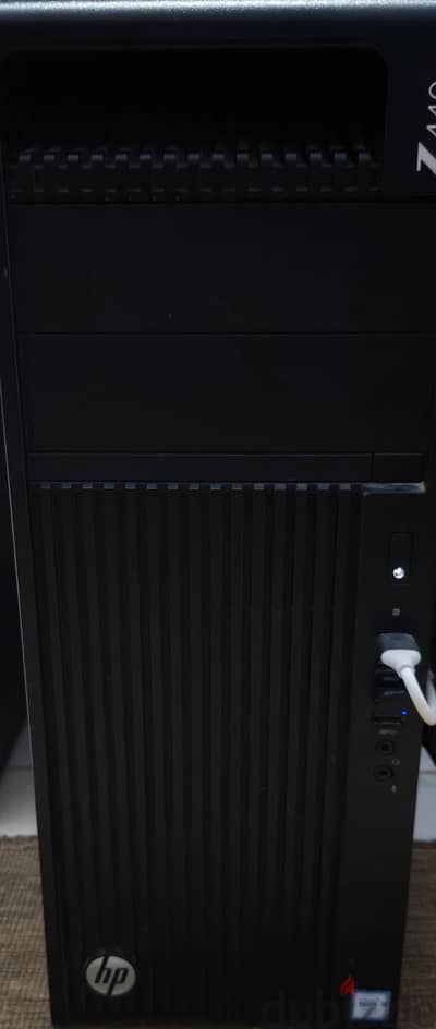 HP Z440 + SAMSUNG 40 INCHES LED
